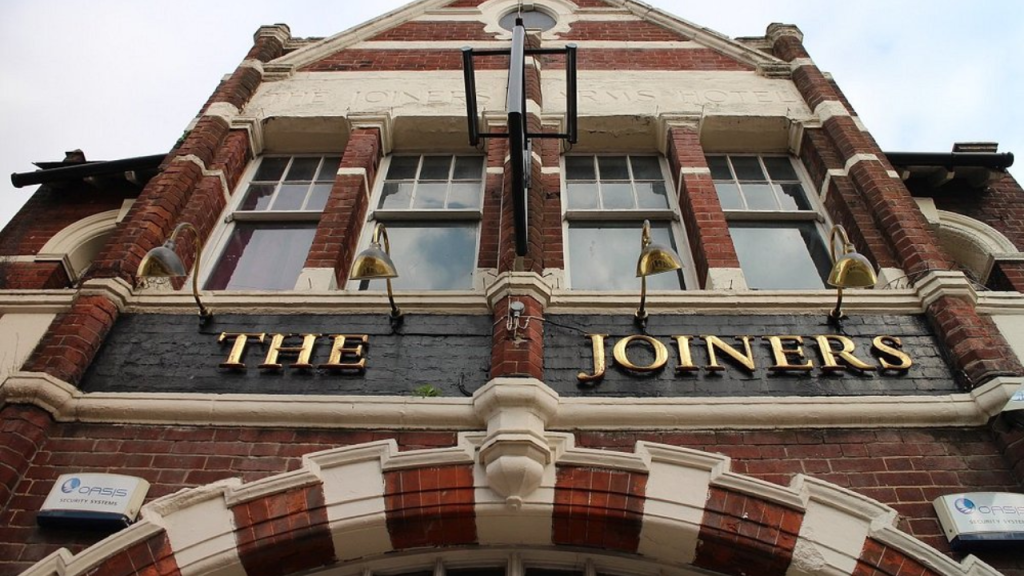 The Joiners Arms